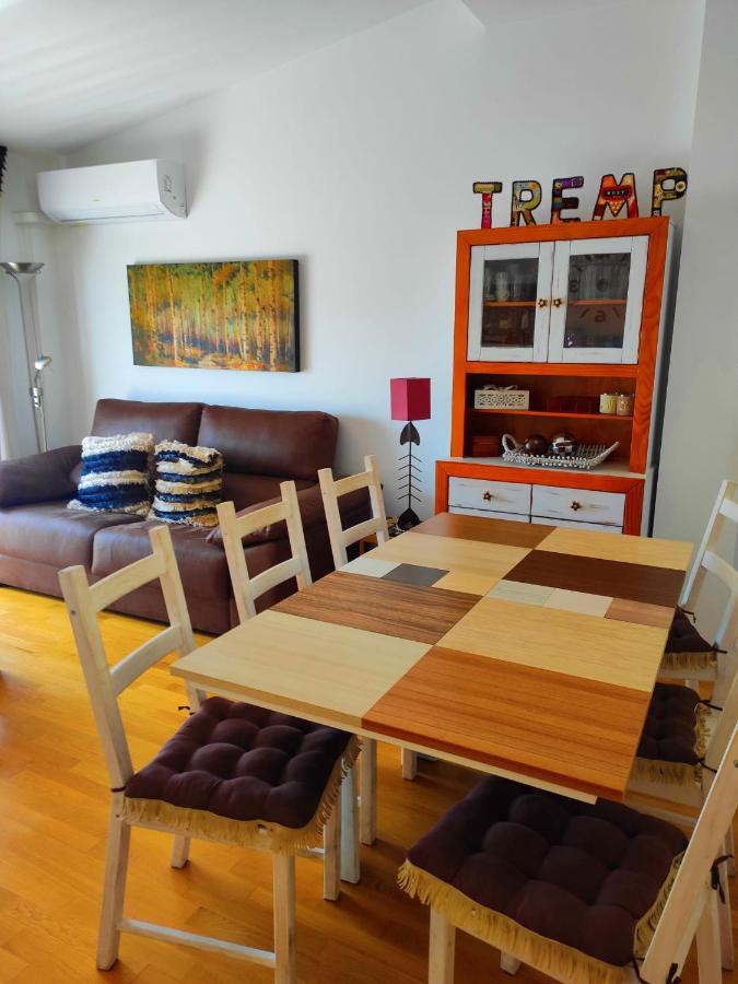 Ferienwohnung Acogedor Atico Duplex En Tremp Exterior foto
